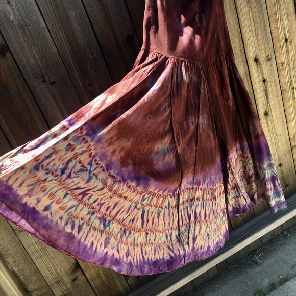 Solitaire Dresses & Skirts - Solitaire MED Ravi Khosla Tie Dye Dress/Skirt Maxi